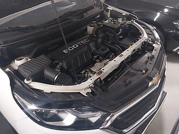 Другие детали салона: Chevrolet — интерьер кроссовера с кожаным салоном и современным — 16