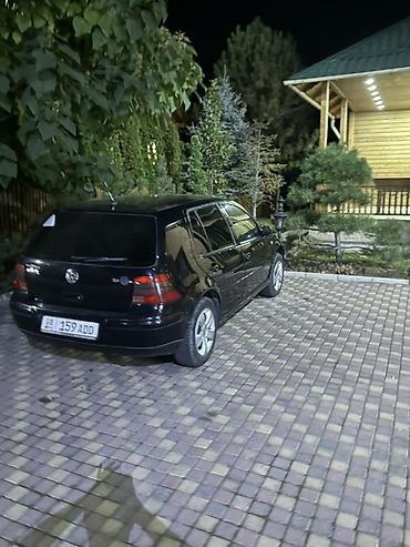 bmv 320: Volkswagen Golf: 2003 г., 1.6 л, Механика, Бензин, Хэтчбэк — 2