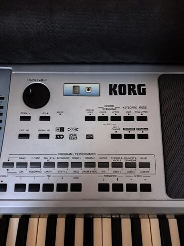 midi klaviş: Синтезатор, Korg, Б/у
