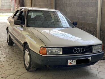 Audi: Audi 80: 1988 г., 1.8 л, Механика, Бензин, Седан