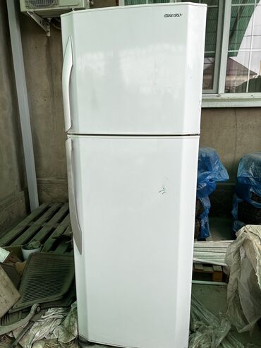 холодильник indezit: Холодильник Sharp, Б/у, Двухкамерный