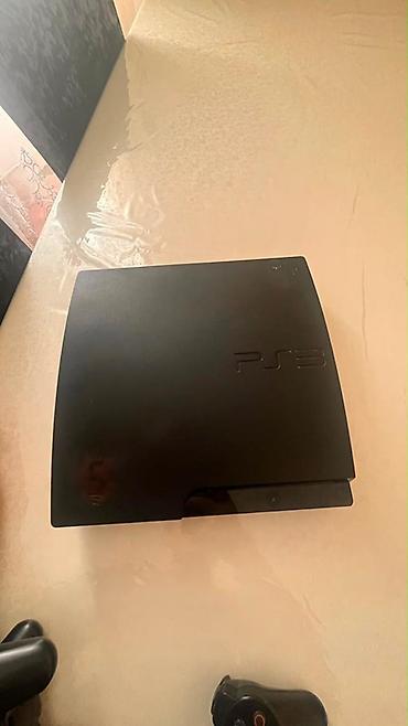 Видеоигры и приставки: Sony PlayStation 3 (PS3) Slim oyun konsolu Xüsusiyyətlər: - Rəng — 3