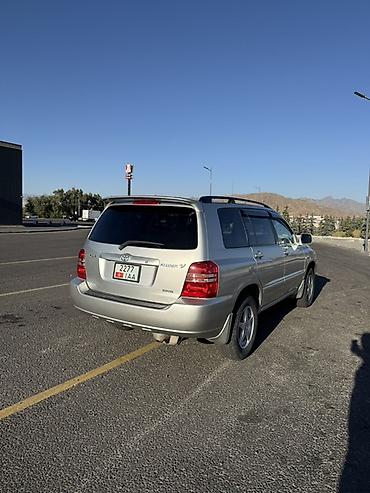 хайландер гранд: Toyota Kluger: 2001 г., 2.4 л, Автомат, Бензин, Кроссовер — 3