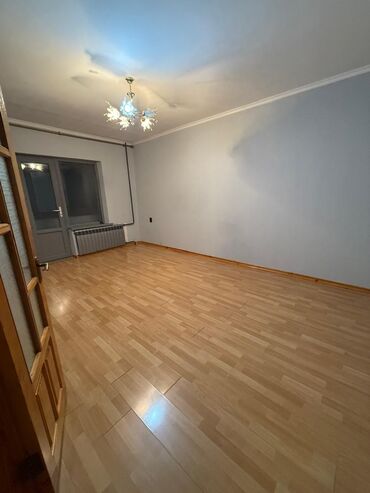 Продажа квартир: 4 комнаты, 100 м², 106 серия улучшенная, 1 этаж, Евроремонт