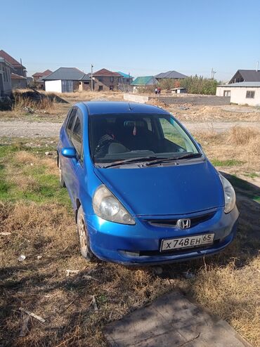 гольф 3 1994: Honda Fit: 2003 г., 1.3 л, Вариатор, Бензин