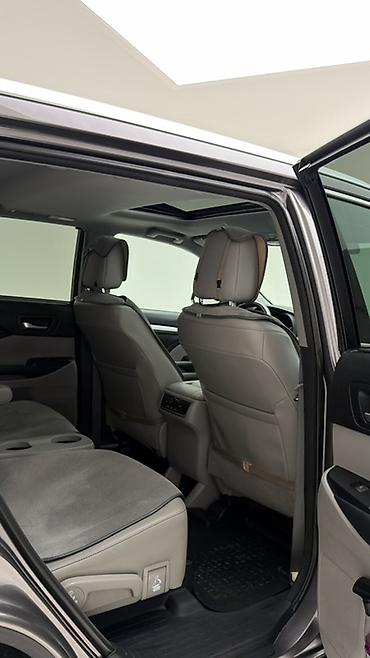 Toyota: Toyota Highlander: 2015 г., Кроссовер at lalafo.kg — 11 Toyota: Toyota Highlander: 2015 г., Кроссовер — 11