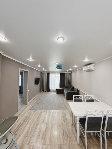 жер үйдөн квартира: Дом, 100 м², 3 комнаты, Агентство недвижимости, Евроремонт