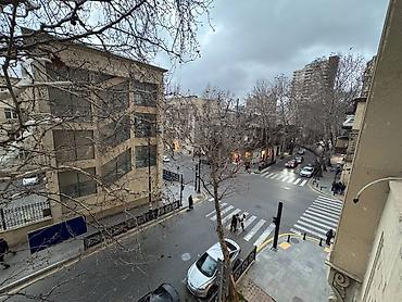 İcarəyə ofislər: 💥 QAÇIRILMAZ FÜRSƏT! 🎯 📍Metro 28 May və Sahil tərəflərdə bundan daha — 11