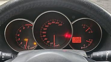 катализ: Mazda 3: 2005 г., 1.6 л, Кол менен иштөөчү, Бензин, Седан — 8