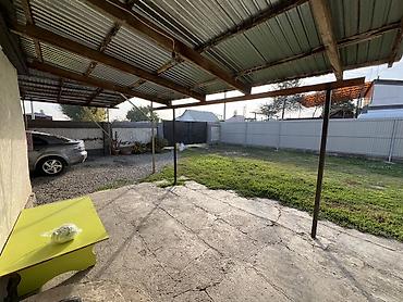 Продажа полдома: Продаю Дом Адрес: Сокулуксий район село Чат-Кель В общим иметься 16 — 20