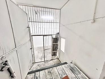 Продажа другой коммерческой недвижимости: 🔥 Срочная продажа коммерческого помещения в Бишкеке! 📍 Район Мед — 15