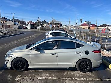 Hyundai: Hyundai Avante: 2017 г., 1.6 л, Механика, Бензин, Седан — 8