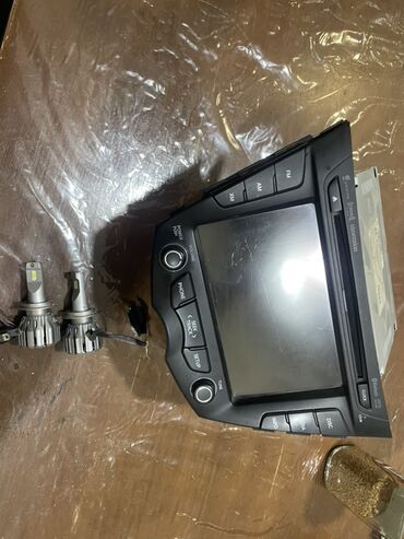 Digər avtoelektronika: Məhsul: Avtomobil multimedia başlığı + H7 LED faralar dəsti MARKA — 8