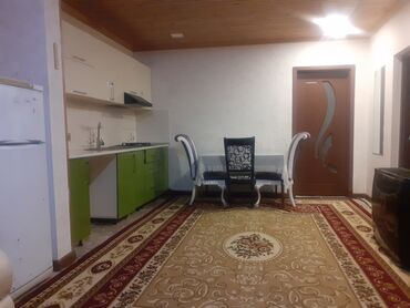 qara qarayevde 1 otaqli kiraye evler: 45 kv. m, 2 otaqlı, Qaz, İşıq, Su