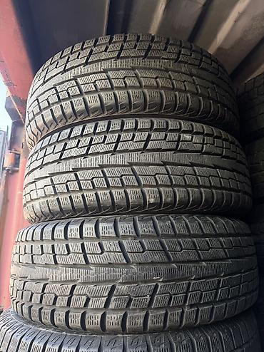 Шины 215 / 60 / R 17, Зима, Б/у, Комплект, Легковые, Япония, Yokohama