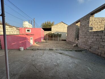 Həyət evləri və villaların satışı: 4 otaqlı, 235 kv. m, Kredit var, Orta təmir — 1