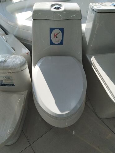 купить унитаз с бачком недорого: Ağ rəngli, yığcam unitaz. Evdə və ya ofisdə quraşdırmaq üçün uyğundur