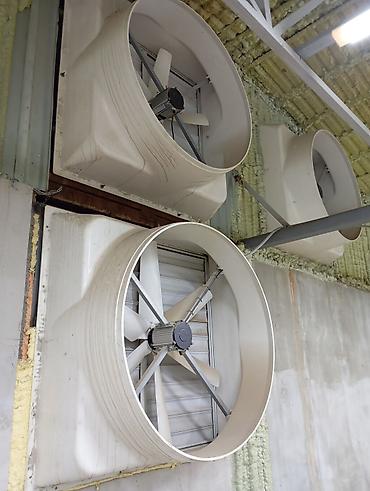 Продажа складов и мастерских: Продается просторное промышленное здание, идеально подходящее для — 2