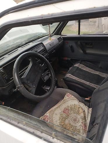 водные квадроциклы: Volkswagen Jetta: 1984 г., Седан — 2