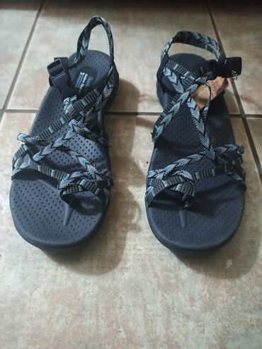 cizme od velura na stiklu: Sandale, Skechers, 42