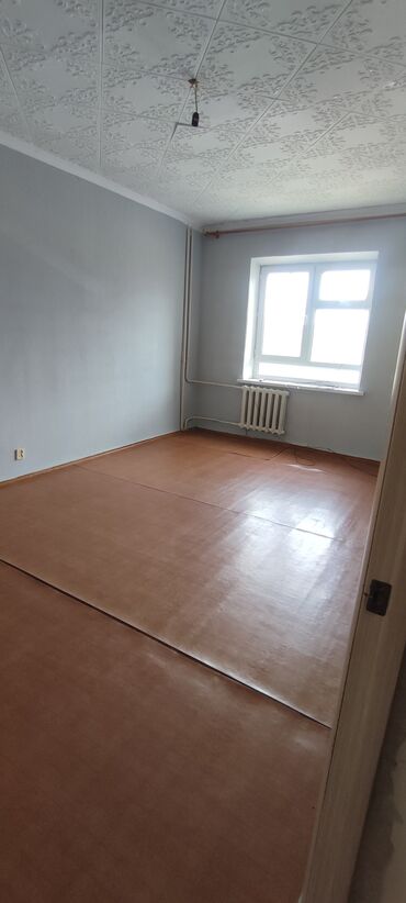 комната керек: 2 комнаты, 50 м², 105 серия, 4 этаж, Старый ремонт