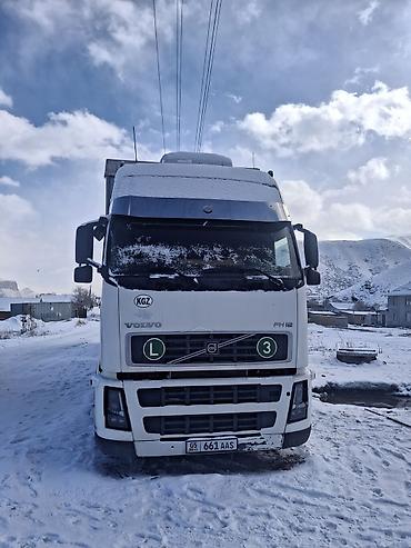 Тягачи: Тягач, Volvo, Тентованный — 1