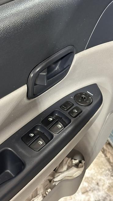 Hyundai: Hyundai Verna: 2006 г., 1.4 л, Механика, Бензин, Седан — 31