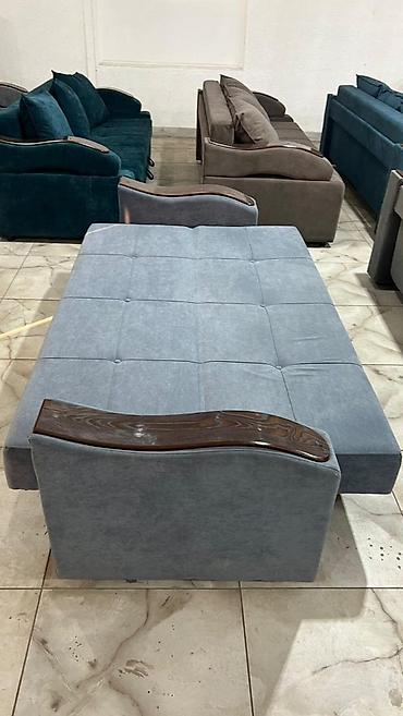 Прямые диваны: Прямой диван, Новый, Трехместный — 14