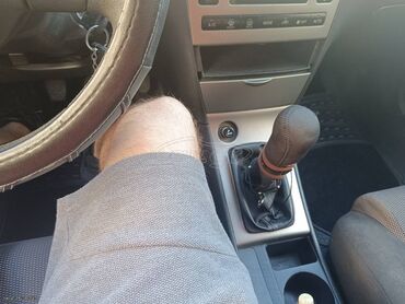 Toyota: Toyota Corolla: 1.4 l. | 2006 έ. Χάτσμπακ — 2
