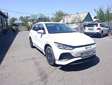 qiyan q05: BYD E2: 2024 г., Автомат, Электромобиль, Кроссовер — 3