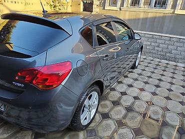 Opel: Opel Astra: 1.4 l | 2010 il Hetçbek — 6