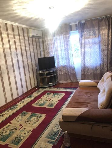 южные мкр: 2 бөлмө, 43 кв. м, 104-серия, 2 кабат