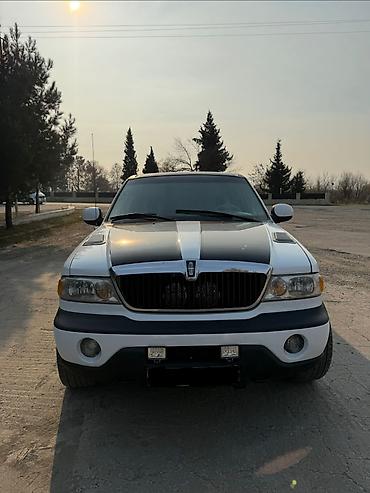 maşın karopkası: Lincoln Navigator: 5.4 l | 1998 il 158000 km Limuzin — 1
