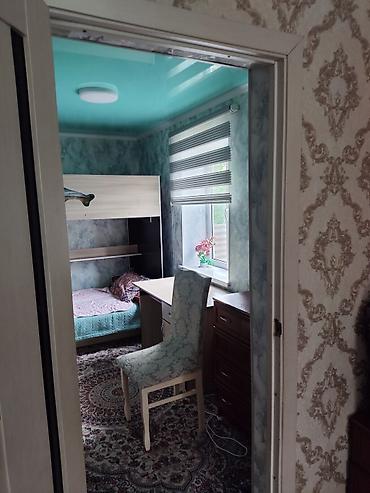Продажа коттеджей и домов: 5 и более комнат, 100 м², 12 соток, Токмак, Собственник — 9