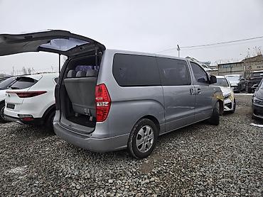 Hyundai: Hyundai Starex: 2019 г., 2.5 л, Автомат, Дизель, Минивэн — 3