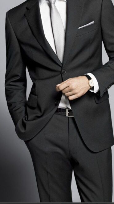 Костюмы: Продаю красивый мужской костюм на выпускной вечер размер 48/6, черного