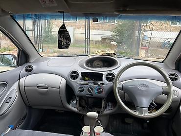 spark stop fara: Toyota Platz: 2000 г., 1 л, Автомат, Бензин, Седан — 7