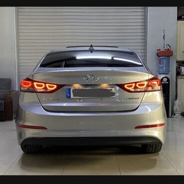 Hyundai: Hyundai Elantra: 2 l | 2017 il Sedan — 8