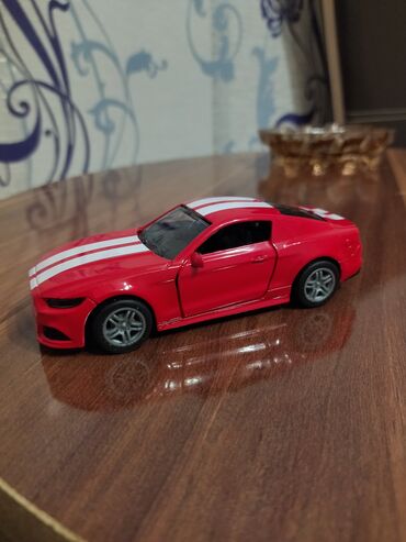 Avtomobil modelləri: Ford Mustang