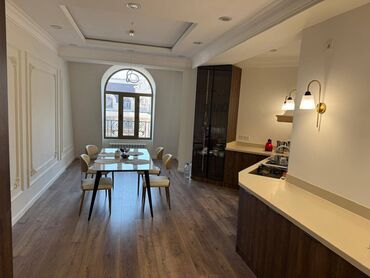 Долгосрочная аренда домов: 3 комнаты, 124 м², Элитка, 13 этаж, Евроремонт