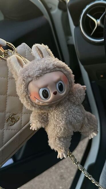 сколько стоят золотые обручальные кольца: Мягкий брелок в виде милого монстрика в костюме зайчика. Имеет
