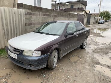 срочно срочно продам машину: Nissan Sunny: 1999 г., 1.5 л, Автомат, Газ, Седан