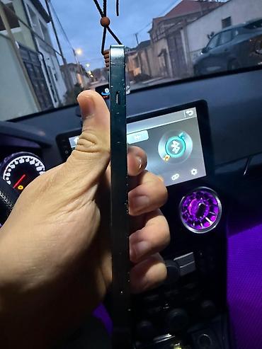 Apple iPhone: IPhone 13, Qara — 5