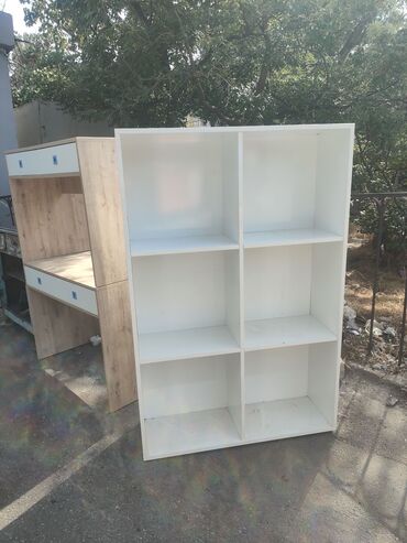 Taburetlər: Kompüter masası, Açılmayan, Dördbucaq masa