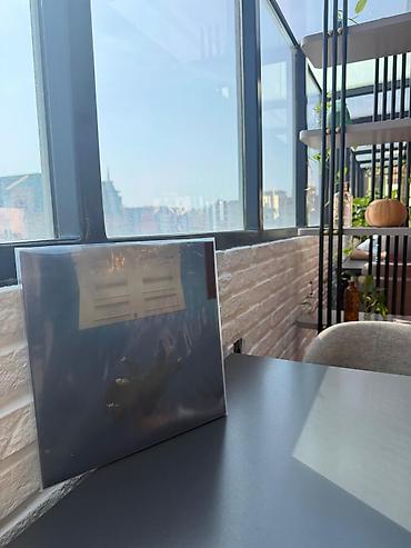 viniller: Məhsul: Billie Eilish – “HIT ME HARD AND SOFT” (Vinil LP) Yenidir — 1