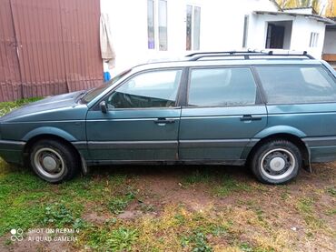 срочно продаю в связи с переездом: Volkswagen Passat Variant: 1988 г., 1.8 л, Механика, Бензин, Универсал