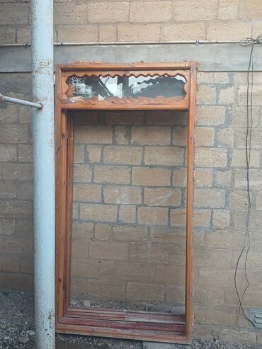 qapı çərçivəsi: Unvan Şamaxi pencereler 30 manat qapilar 50 manat yaxşi veziyyetdedir