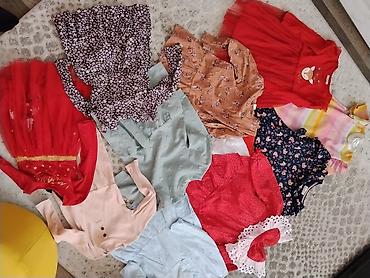 Lot dečje garderobe – haljine i majice za devojčice - Više komada