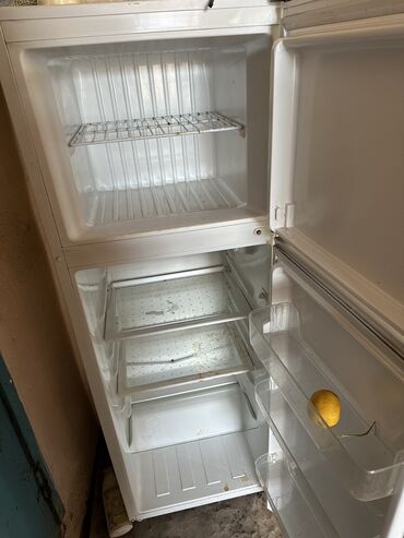 фрион холодильник: Муздаткыч Avest, Колдонулган, Эки камералуу