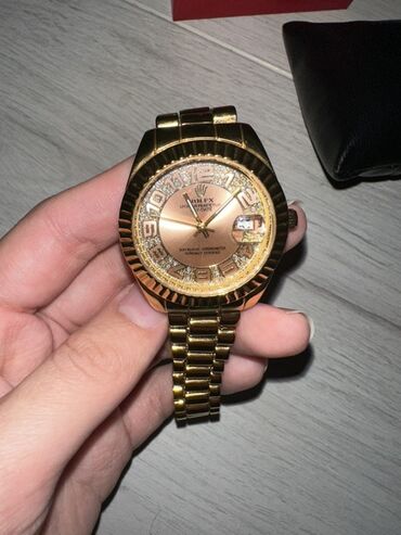 эпл вотч 7 цена в бишкеке бу: Золотистые наручные часы Rolex Oyster Perpetual Date - Корпус и